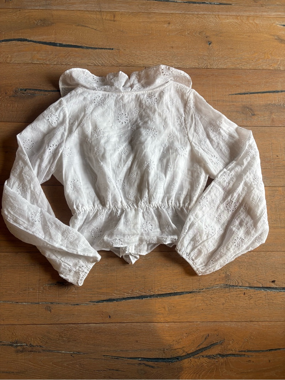 NWT FRAME White Eyelet Ruffle Blouse | Ramie | Long Sleeve | Cottagecore - Picture 4 of 5